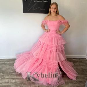 Parti Elbiseleri Kybelliny Kadın için Pretty Katmanlı Prom 2024 A-line Slit Feather Akşam Önlükleri Vestidos de Fiesta Sipariş için Yapıldı