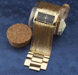 Top Women039s модное платье роскошные браслетные браслетные часы прямоугольник корпус широкий кисточка стальной цепной ремешок Ladies Gold Quartz Watches8817642