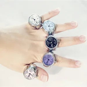 Bilek saatleri moda yüzüğü izle kadınlar erkekler esneme kuvars parmak saatleri halkalar yaratıcı çelik yuvarlak elastik doğum günü hediyesi