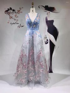 Parti elbiseleri Dubai mavi uzun gece elbiseleri A-line Arapça Kadınlar Resmi 2024 Zarif Nakış Kristal Düğün Ho1072