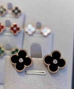 Luxusohrringe Designerohrringe Die europäischen Vintage Mode Frauen Persönlichkeit Ohrringe vier Blattklee Ohrringe Dekorative Accessoires Großhandel