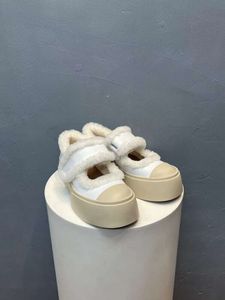 Ayakkabılar Lusi'nin Aynı Kalın Çözilmiş Velcro Koyun Kek Yünü Büyük Ayak Parmağı Kadın Sünger Tabanları Mary Jane Sıcak Kürk
