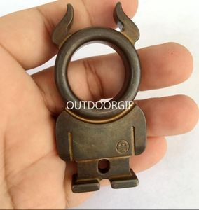 EDC Key Chain Ring Ring Brass Tactical Self Defense Opener Tools MultiSport Car Multisport SHJ17823760