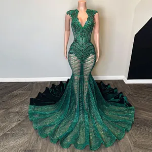Seksi Emerald Green Prom Elbiseler 2024 Elmas Sequin Deniz Kızı Parti Gowns Siyah Kız Gala Kıyafet