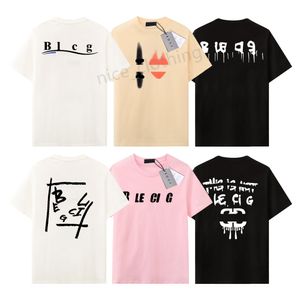 Yaz Erkek Kadın Tasarımcıları T-Shirt Moda Gevşek Tees Markaları Erkekler Günlük Tişört Giyim Sokak Şortları Kol Giysileri Tees Boyutu XS-XL