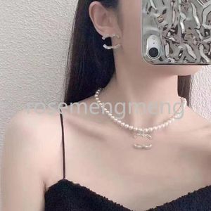 Basit kolyeler kolyeler tasarımcısı kristal inci carm neckalce marketler 18k altın kaplama yüksek doku bakır cezalandırma kolye zinciri mücevher aksesuarları hediyeler