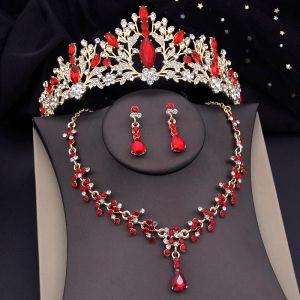 Kolyeler Kalite Kırmızı Taç Gelin Düğün Takı Seti Kadın Balo Doğum Günü Gelin Tiaras ve Kolye Küpe Setleri Kostüm Aksesuar