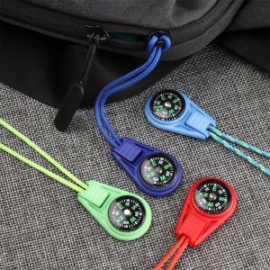 Çantalar 2pcs Mini Pusula Fermuar Kuyruk Halat 120*26mm Renkli Plastik Açık Kamp Yürüyüşü EDC Survival Taşınabilir Sırt Çantası Kolye Araçları