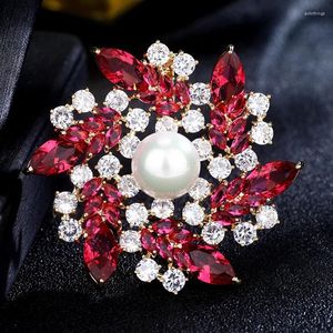 Broşlar vintage kırmızı rhinestone çelenk broş pim lüks zirkon çiçekler kadınlar için düğün aksesuarları mücevher broşlar pinler