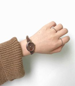 Ulzzang Fashion Brand Women Bracelet Watches Retro Brown Vine Leather Watch Женская кварцевая такта повседневные женские бризинки H1015016540