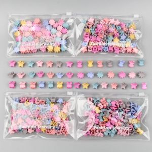 Aksesuarlar 30pcs/çanta mini sevimli saç pençeleri kızlar için klipler bebek renkli saç tokası çizgi film tavşan çiçek taç yıldız saç klipleri çocuk kelepçe