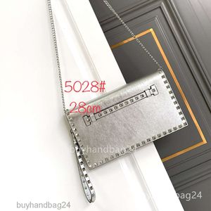 Valens Locoo Lady Mektup Saplama Çantaları 2024 Vlogoo Designer Style Cowhide Perçin Çantası Etkinlik Çantası Kadın Kadın Crossbody Zinciri Kaya Küçük Kare Modeli 76NJ