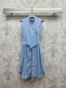 2024 Yaz Mavi Harfleri Yazdır Çifte Pockes Elbise kolsuz stand yakalı kuşaklı tek göğüslü gündelik elbiseler LL4A24 Bize ulaşın Daha Fazla Fotoğraf Al