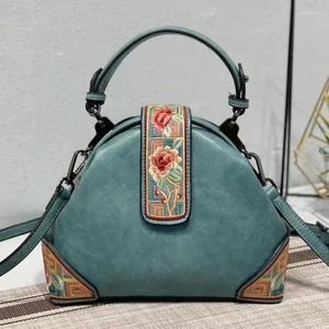 Сумки на плечах ретро вышивка роскошные сумочки Женщины дизайнер 2024 летняя китайская сумочка