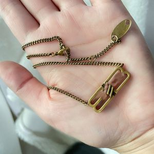 Lüks B Harfler Marka Bakır Chokers Kolye Set Mücevher Kadınları 18K Altın Retro Vintage Pembe Kısa Zincirli Ceza Kadın Kardeş Memleket Küpe Kolye Hediye