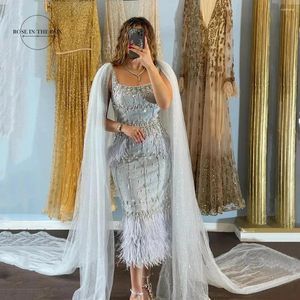 Parti Elbiseleri Bling Gri Arap Akşam Cape 2024 Lüks Boncuklu Tüy Dubai Balo Kadınlar İçin Resmi Gowns Düğün