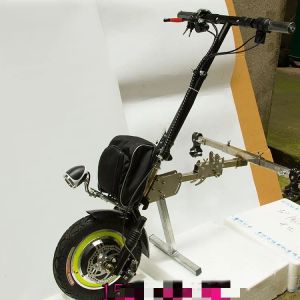 Bölüm 36V 48V 350W 500W Elektrikli Handcycle Katlanır Tekerlekli Sandalye Eki El Döngüsü Bisiklet Tekerlekli Sandalye Dönüşüm Kitleri