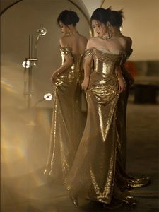 2024 Altın Pekalı Gelin Elbiseleri Lüks Seksi Denizkızı Düğünler Kadın Misafir Balo Altı Kıçları Anne Dantel Aplikler Vaftiz Anne Parti Düğün Konuk Gowns