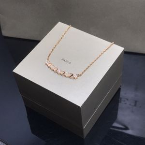 Высококачественное роскошное ожерелье Сот -Компл Смайлик Ожерелье для ожерелья Shangmei Designer для женщины v Золотой, покрытой бриллиантовым подвеской рождественской свадебной вечеринки