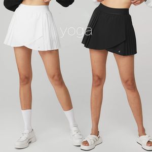 SAIR SAIRS DE TENNIS DE GOLF SPORT com shorts embutidos mulheres cor de cor sólida Cruzada Mini Skorts Badminton Salia de exercícios