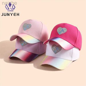 Kapaklar şapkalar çocuk aşk kalp beyzbol kapakları nakış vizör şapkalar rahat bebek güneş şapka çok yönlü snapback kapak çocuklar için 3-10 yıl d240425