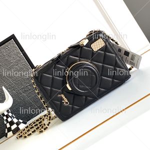 10A Yeni 24SS Kamera Çantası En Kaliteli Lüks Tasarımcı Kamera Çantaları Orijinal Deri Kadın Omuz Çantası Lady Siyah Beyaz Crossbody Crossbody Tutlu Altın Zincir Çapraz Vücut