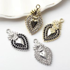 Takılar 5pcs çinko bazlı alaşım dini mücevher için dini çok renkli eski voto kalp mikro kalma rhinestone 25mm x 15mm