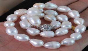 Очаровательный большой 1113 мм натуральный белый акоя культивируется в жемчужном ожерельем с магнитом застежки для модных украшений.
