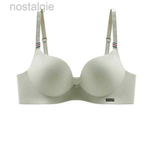 Annelik Kayıtlı Kız Dikişsiz Sütyen Konforu Kablosuz İç Çamaşırı Kadınlar Hiçbir Çelik Yüzük Bralette 3/4 Bardak Parlak Sütyen Kadın Çamaşırı Japon Stil D240426