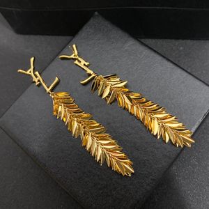 Lüks 18K Altın Kaplama Pirinç Lüks Marka Tasarımcıları Letters Stud Leaf Kadın Kristal Rhinestone İnci Küpe Düğün Partisi Jewerlry