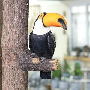 Estatuetas decorativas de bico amarelo toucan esculturas de pássaros falsos simulação estátua de estátua de resina de jardim de ornamentos de jardim decorações ao ar livre