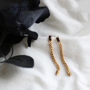 Stud Küpe Paslanmaz Çelik Fransız Mizaç Siyah Zirkon Zinciri Kişiselleştirilmiş Metal Doku Cazibesi Moda Kadınlar İçin Altın Takı