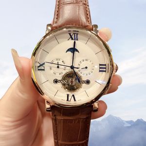 Aaa Relógio Mecânico Designer Relógios Homem Homem Mens relógio de 39mm Sketon Dial Watches Womens Women Women Women
