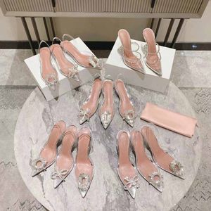 Высококачественные сандалии Amina Muaddi Top Top Luxury Designer Troder Shouse Bowknot Crystal Diamond Cormeration Прозрачные каблуки из чашки из ПВХ с коробкой