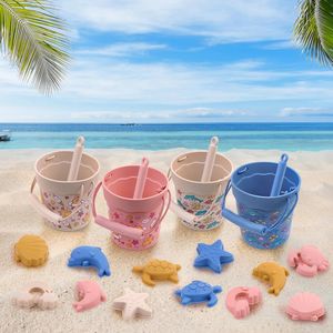 6pcs çocuk karikatür yaz plaj seti oyuncaklar tarama plastik kova sulama şişesi kürek çocuk plaj su oyun oyuncakları 240419