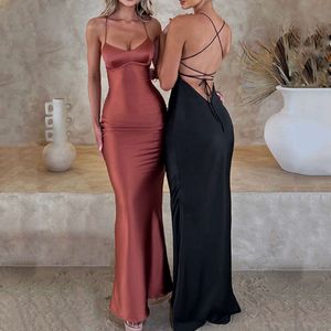 Kadın seksi saten sonbahar yeni moda açık arka kayış bel uzun elbise f42837