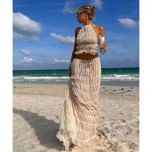Kadınlar İki Parça Elbise Kıyafetleri Tasarımcı Giyim 2024 Yaz Yeni Geri Açık Dantel Yukarı Boyun Yular Üst Set Kenar Kenar Şifon Pileli Uzun Etek Seti