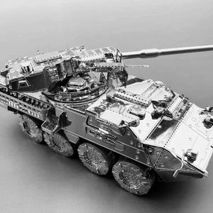 3D головоломки Stryker бронированные автомобиль Модель сборочного танка DIY 3D -лазерная модель модели головоломки для взрослых и детских подарок