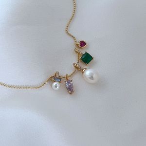 Colar de pérolas de luxo da moda para mulheres simples fresco colorido estilo de pedra amora designer de coração zircão natureza irmã sailormoon colars pingente de jóias presente