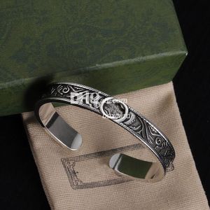 Retro 925 Gümüş Bilezikler Vintage Bangles Mücevher Aksesuarları Modaya Mektup Kaplamalı Bilezikler Unisex için