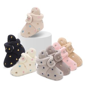 Kar Botları Bebek Botları Birden Çok Renk Parçacık Sole Bebek Yenidoğan Türü Ayakkabı Bebek Pamuk Ayakkabıları Yüksek Üst Ayakkabılar Sevimli Kış Ayakkabıları İlk Yürüyüş Ayakkabıları Peluş Ayakkabıları