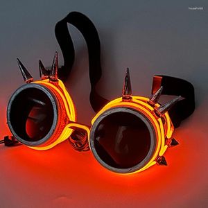 Parti Dekorasyonu 2024 Steampunk Stil Moda Gözlükleri Neon Işık Gece Kulübünde Yanıp Sönen Cadılar Bayramı için Led