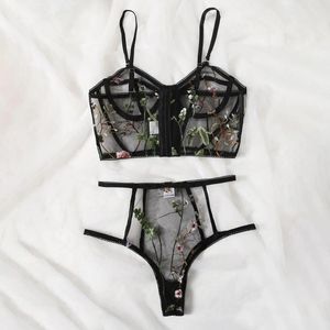 BRAS SETS Çiçek Nakış Seksi İç Çamaşır Kadınlar Set iç çamaşırı G-String Glatging Placeswear Erotik Lenceria Şehvetli Mujer