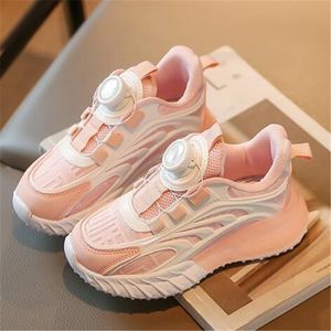 New Children's Sports Shoes Breathable Mesh Shoes 2024 spring summer Boys and Girls Rotating Buckle Running Shoes
