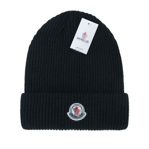 2024 Monclair Cap Mens Tasarımcı Kova Şapkaları Yeni Moda Kadınlar Bayanlar Sıcak Kış Beanie Büyük Sahte Kürk Pom Poms Bobble Hat Açık Y11