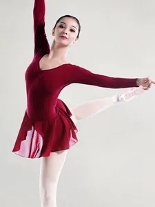 Bühnenkleidung Kindertanzkleid Herbst Langarm Mädchen Ballett Wenig Training Rosa Offener Schnitt Garn Großhandel