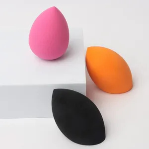 Makyaj süngerleri 2024 Çok renkli damla yumuşak güzellik yumurta özel lateks ücretsiz toptancı puf vegan siyah özel etiket sünger blender