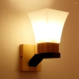 Настенный светильник, скандинавский светодиодный современный деревянный светильник из кованого железа, стеклянный проход, светильник для спальни, светильник, бра E27, лампа для внутреннего освещения