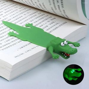Yaratıcı 3D Stereo Bookmark Cartoon Marker Kitap Klip Kawaii Köpekbalığı Timsahı Çocuk Hediyeleri Okul Kırtasiye