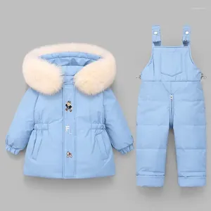 Комплекты одежды, зимняя одежда для маленьких девочек с меховым капюшоном, однотонное белое пальто на утином пуху, брюки, непромокаемый теплый зимний комбинезон TZ364